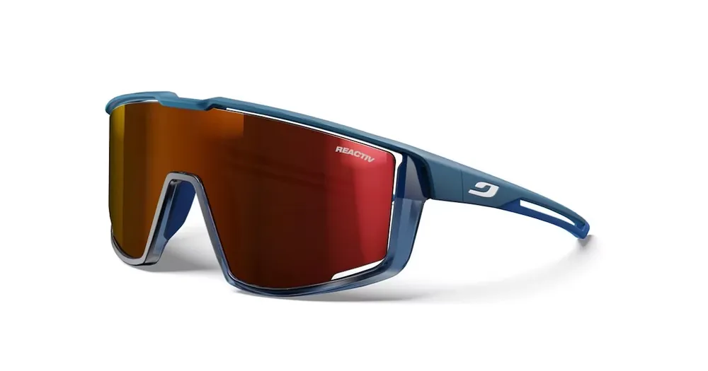 Julbo Fury Blue/Translucent blue Reactiv 0-3 Viikonlopputarjous
