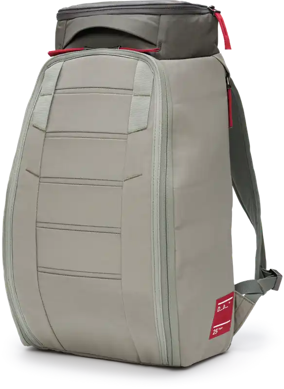 Osta Tänään DbDb Hugger backpack 25 L Basil Green