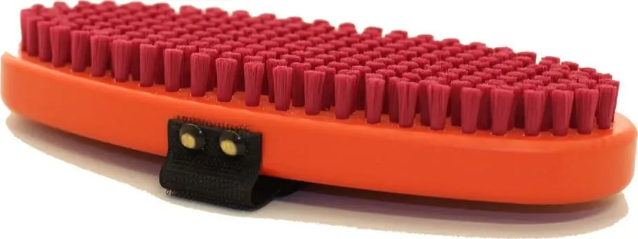 SwixSwix T190O Brush Oval, Fine Red Nylon Red Alennus