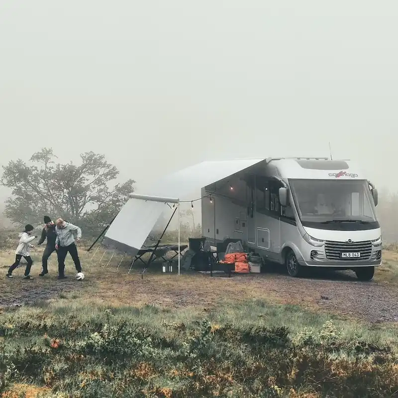 Thule Omnistor 9200 kattomarkiisi Heti Saatavilla